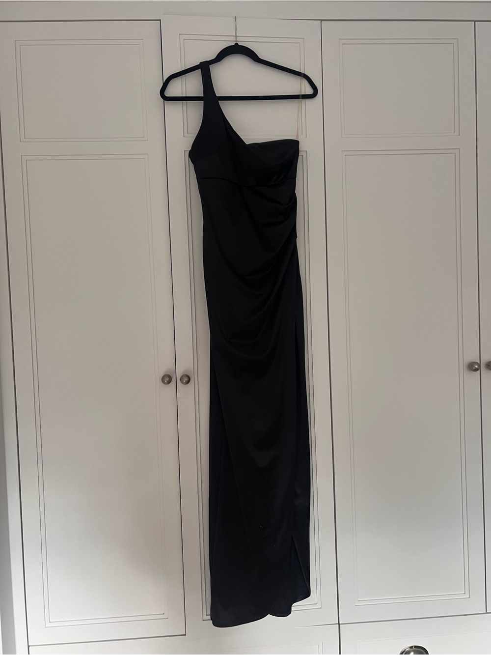 Emerald Sundae One-Shoulder Black Satin Evening Dress